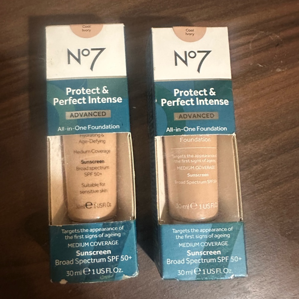 No7 Protect & Perfect Intense Foundation (2) Cool Ivory